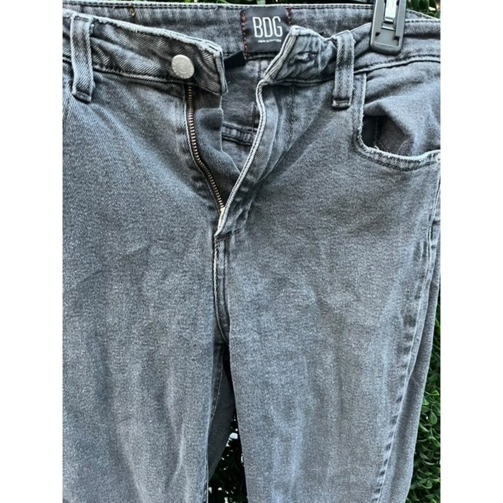 BDG Urban Outfitters Grey Kick Flare High Rise Cropped Jeans Size 27 Raw Hem - Picture 4 of 7